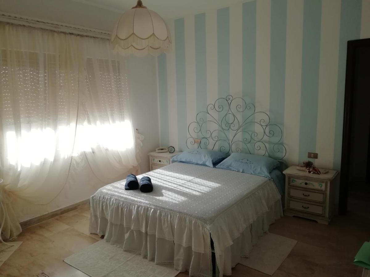 B&B La Regina Carbonia Kültér fotó