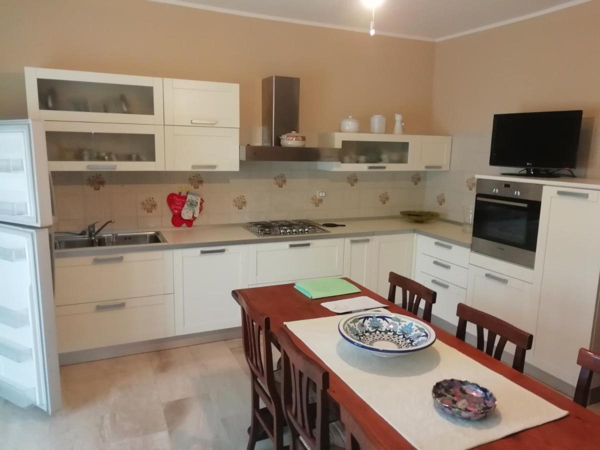B&B La Regina Carbonia Kültér fotó